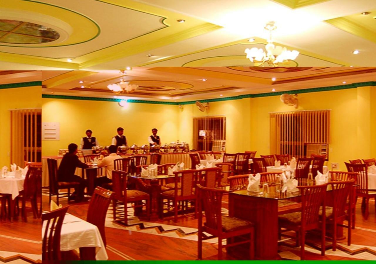 Hotel Tokyo Vihar 부다가야 외부 사진