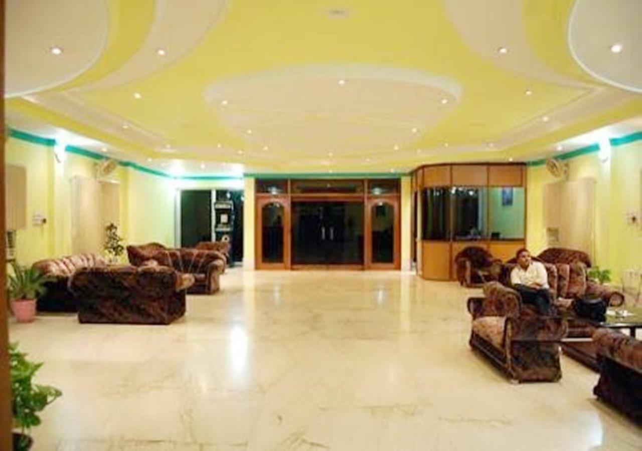 Hotel Tokyo Vihar 부다가야 외부 사진
